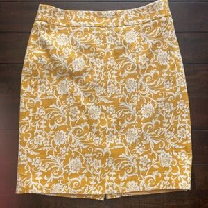 LOFT Yellow and White Floral Pencil Skirt 10